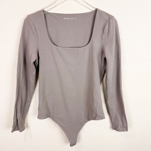 Abercrombie One Piece Bodysuit Long Sleeve Square Neckline Size Large Thong - Picture 1 of 5